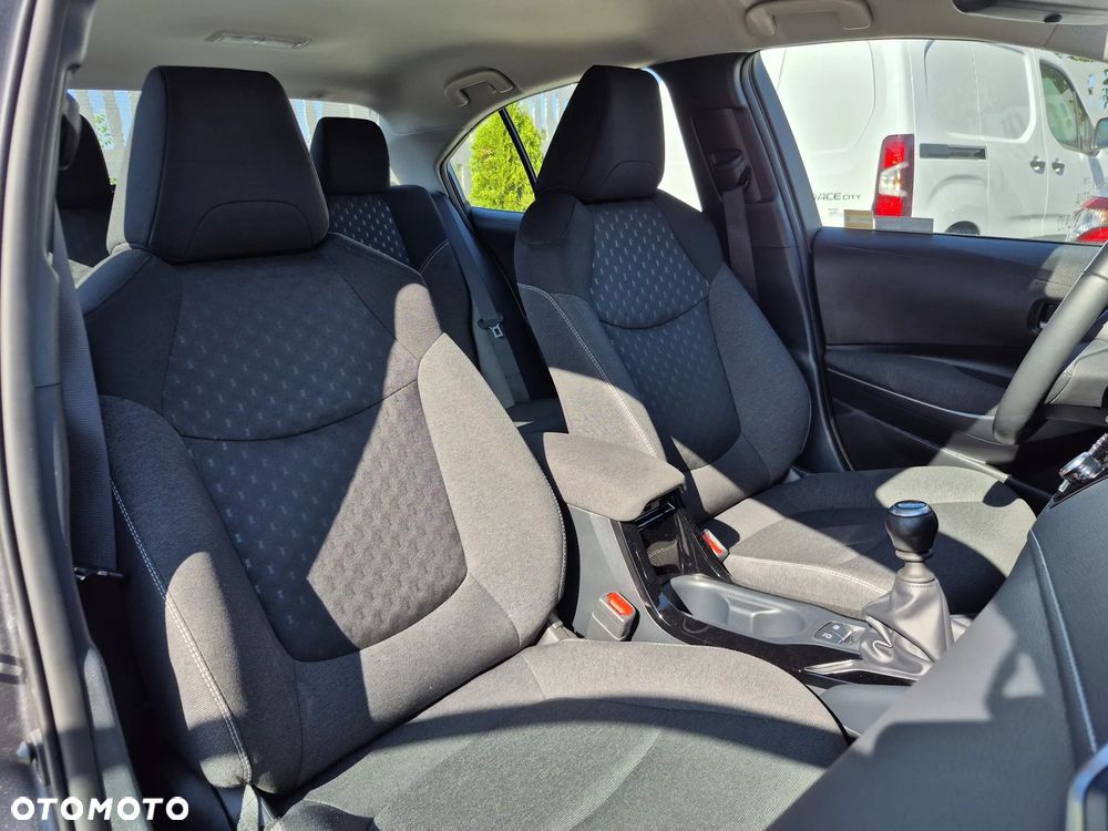 Toyota Corolla 1.5 Comfort - 16