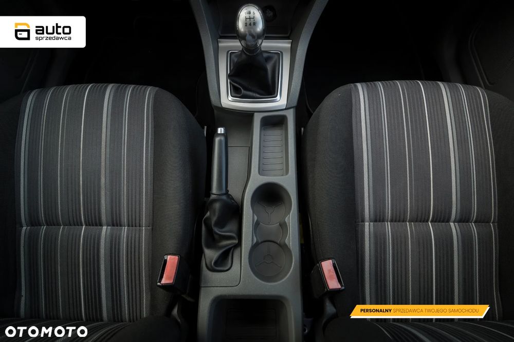 Ford Focus 1.6 Trend - 34