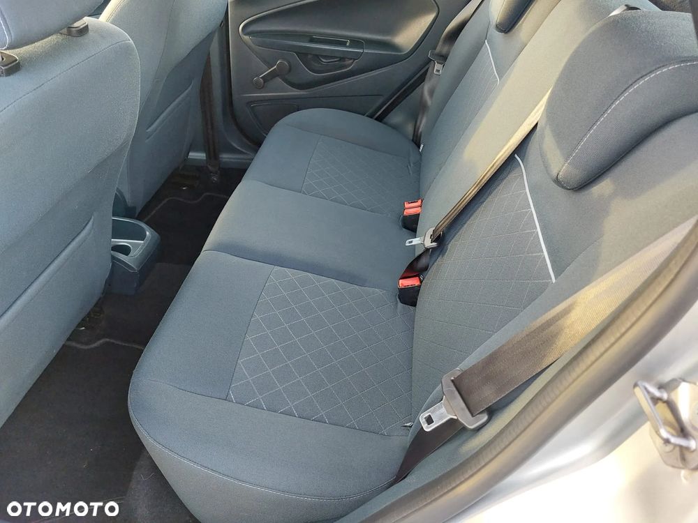 Ford Fiesta - 19