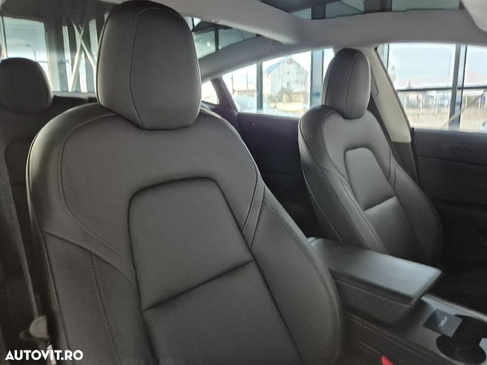 Tesla Model 3 Standard Reichweite Plus Hinterradantrieb - 14