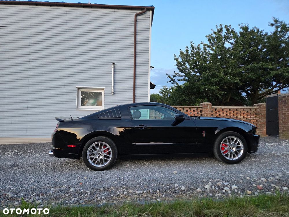 Ford Mustang - 33