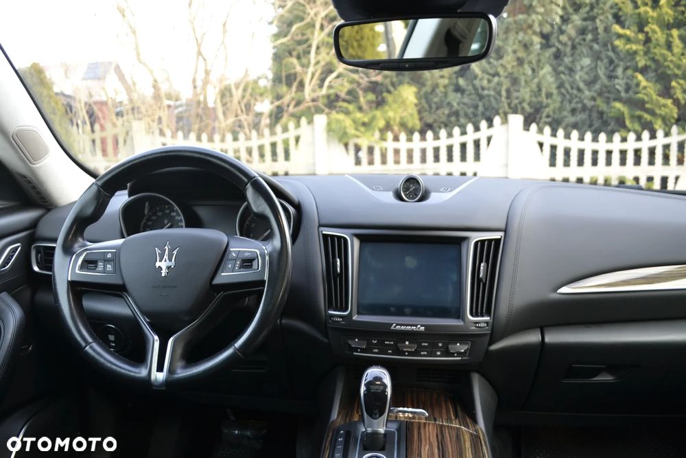 Maserati Levante - 36