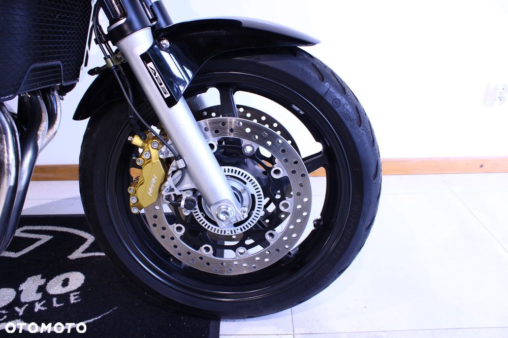 Honda CB - 21