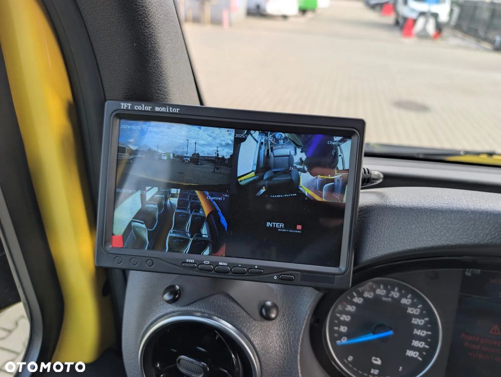 Mercedes-Benz eSprinter - 26