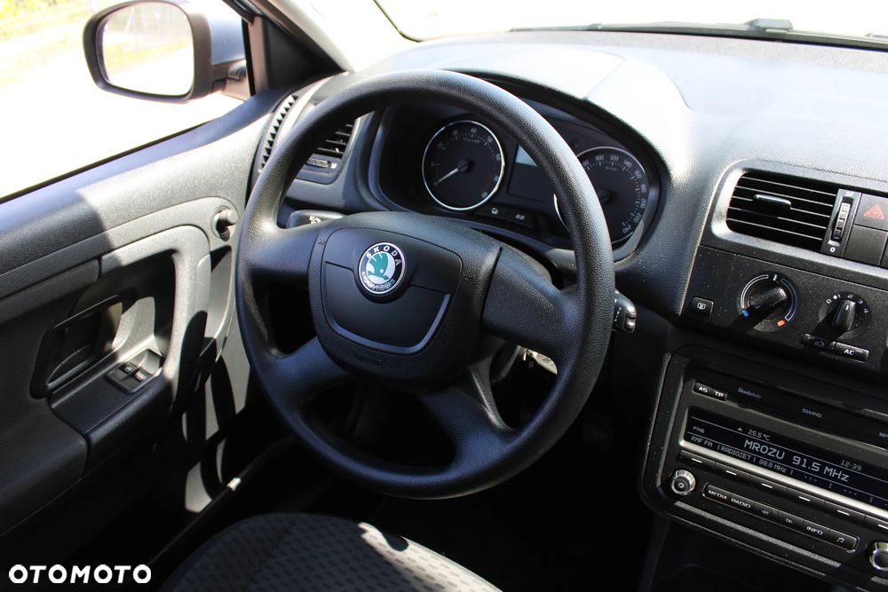 Skoda Fabia - 16