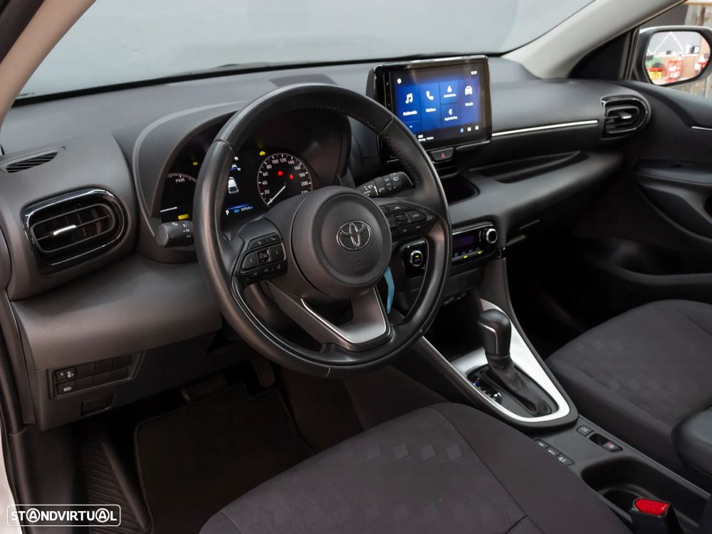 Toyota Yaris 1.5 HDF Comfort Plus - 16