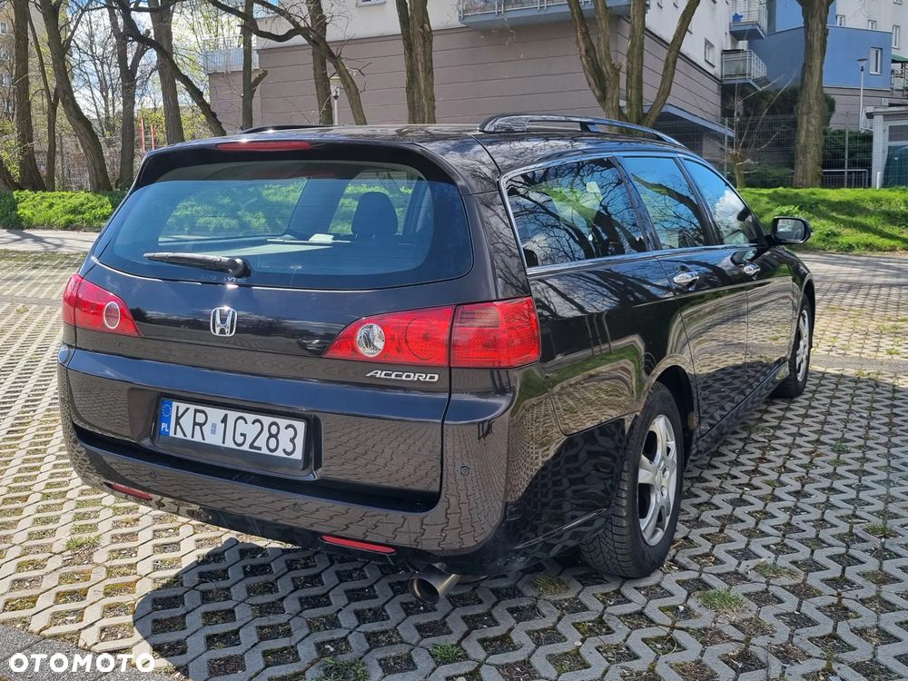 Honda Accord 2.0 Comfort - 22