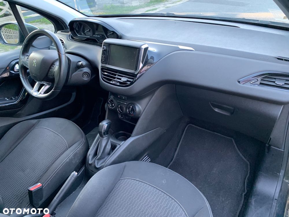 Peugeot 208 1.6 BlueHDi Active S&S - 21