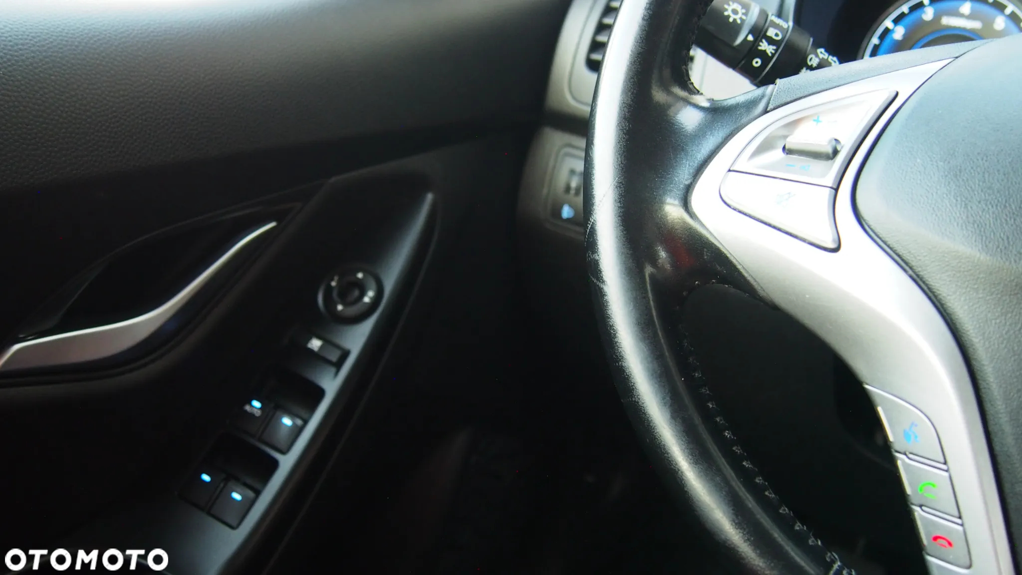 Hyundai ix20 1.4 blue Comfort - 9