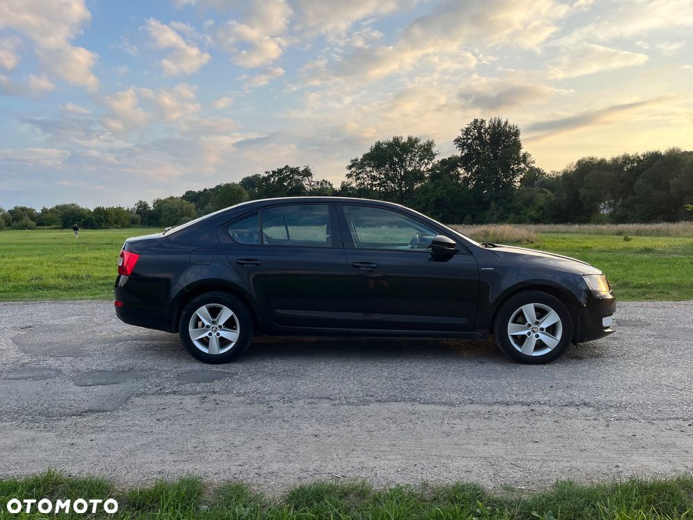 Skoda Octavia 1.6 TDI Ambition - 10