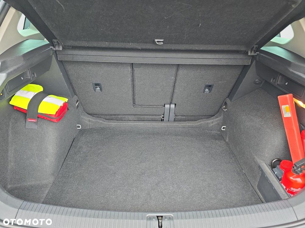 Volkswagen Tiguan - 27