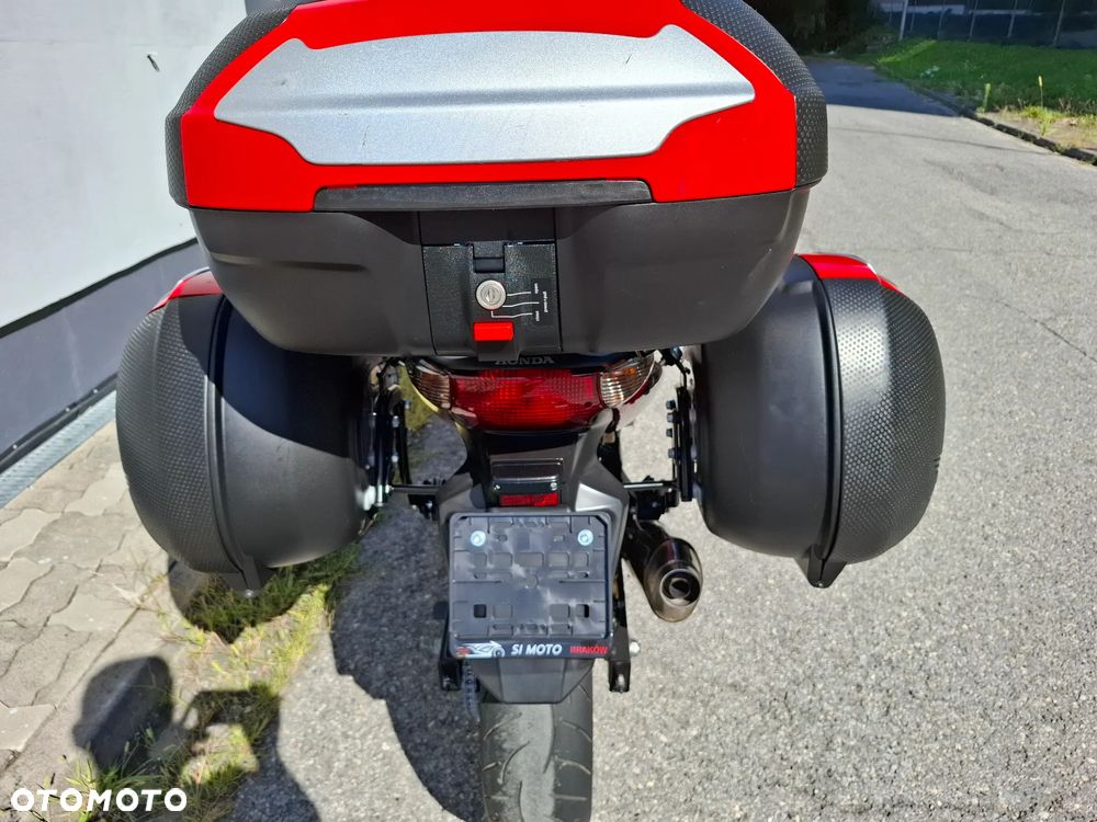 Honda CBF - 9
