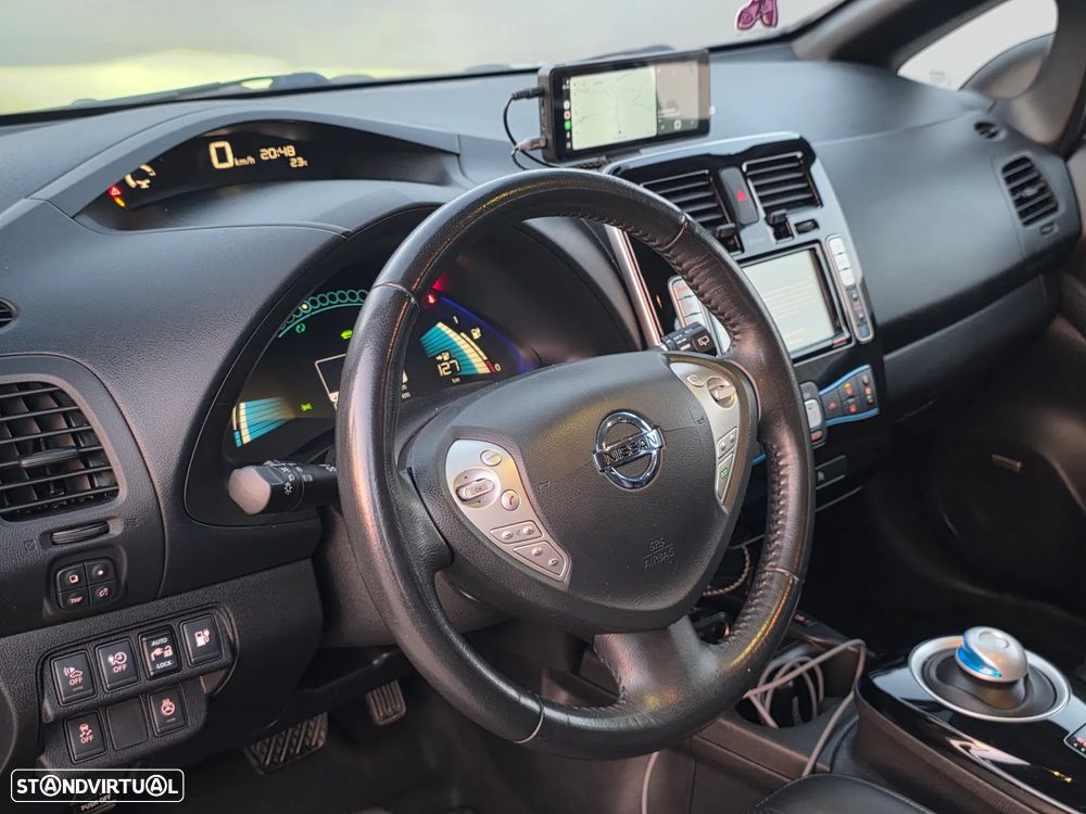 Nissan Leaf 30 kWh (c/ Bateria) Tekna — fotografia 6