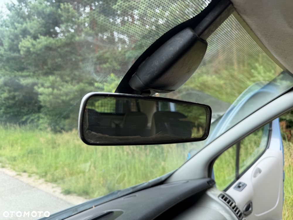 Opel Vivaro - 10