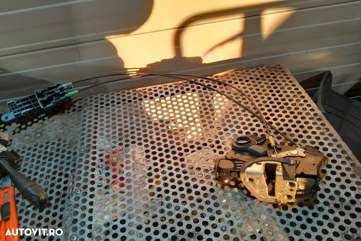 Broasca usa stanga Suzuki Grand Vitara 2 [2005 - 2008] Crossover 3-us - 2