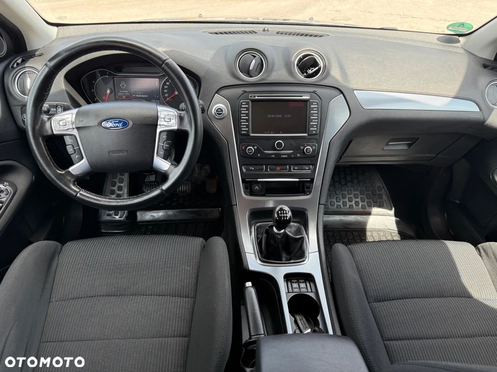 Ford Mondeo 2.0 TDCi Titanium - 12