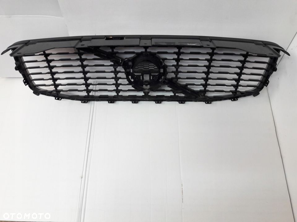 Volvo XC60 II 2 R-Design grill atrapa - 8