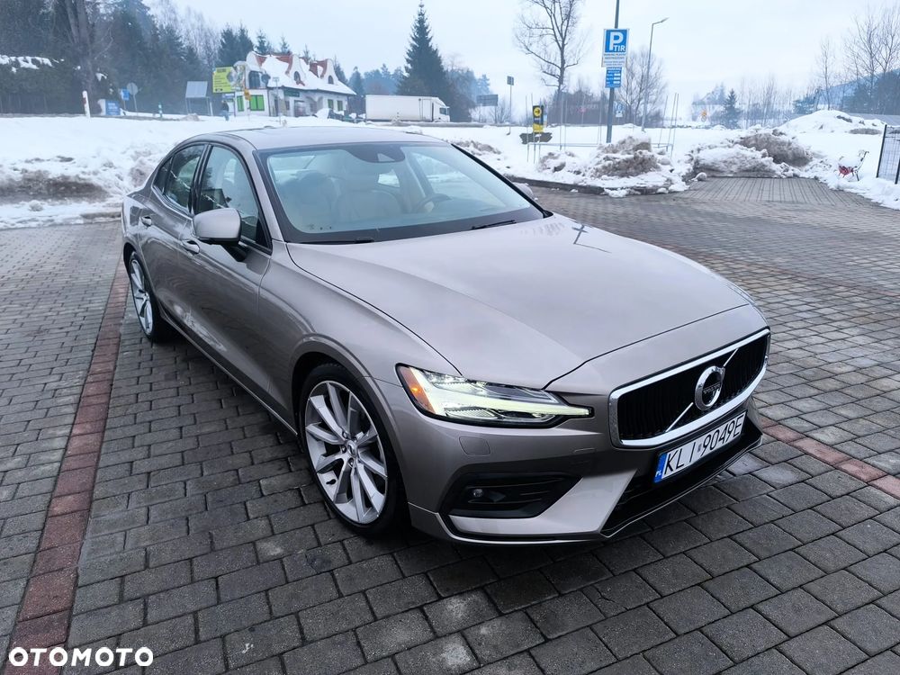 Volvo S60 T5 Momentum Pro - 2