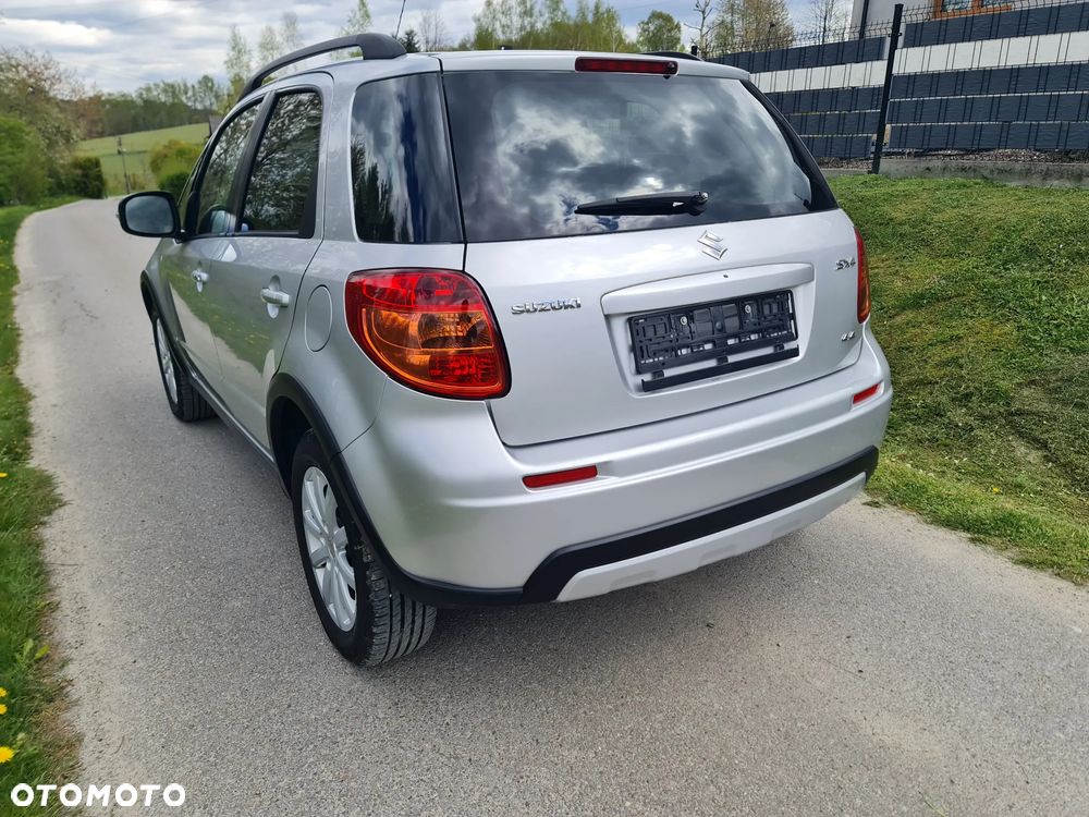 Suzuki SX4 - 4