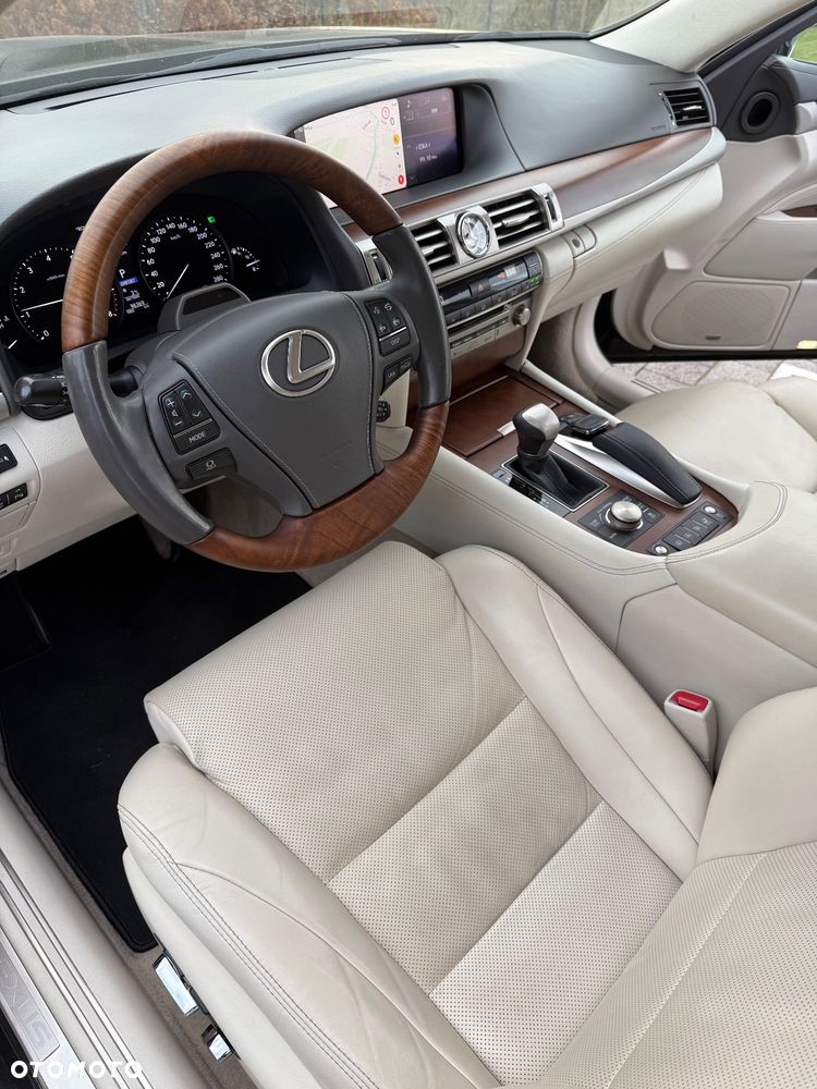 Używany Lexus LS 2015 - 191 900 PLN, 96 300 km - Otomoto.pl