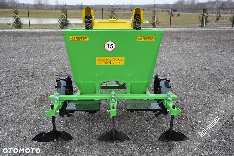 Wzmocniony kosz 2 rzędowa Sadzarka do ziemniaków Transport - 4