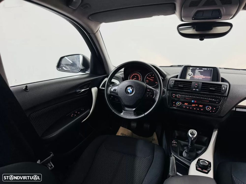 BMW 118 d Line Sport - 27
