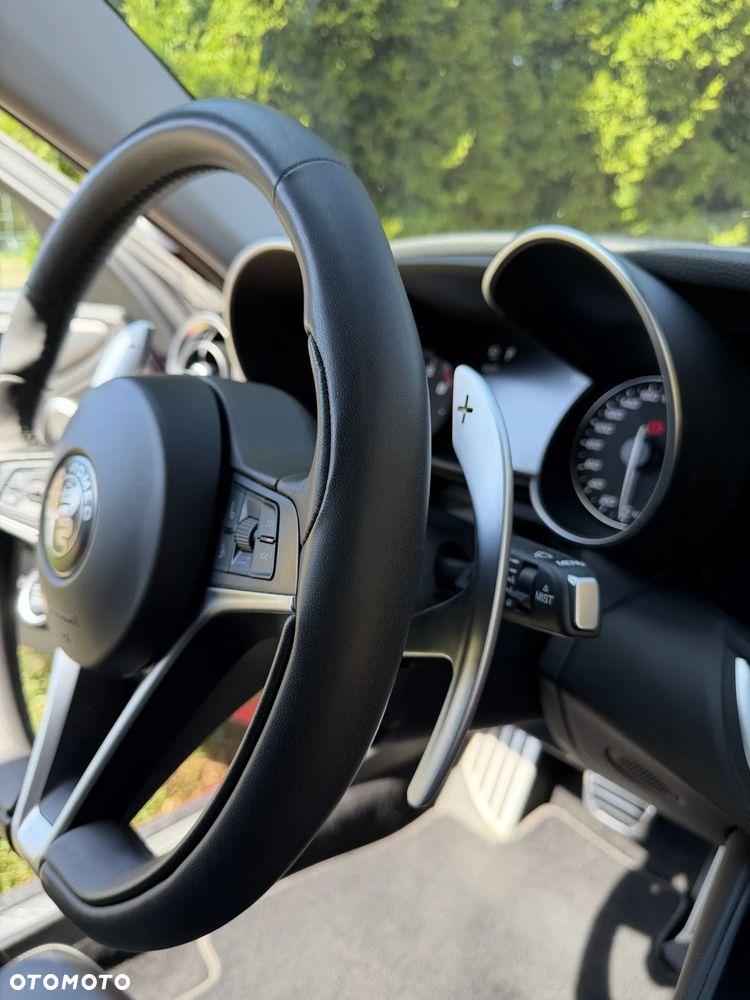 Alfa Romeo Giulia 2.0 Turbo Veloce Q4 - 7