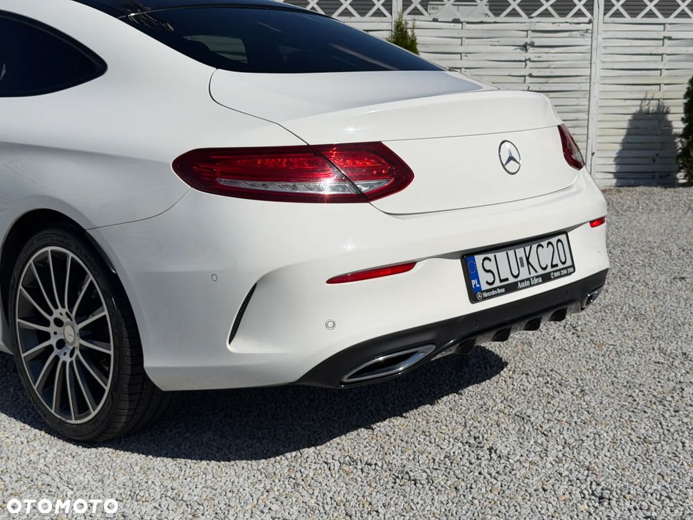 Mercedes-Benz Klasa C 220 d 4-Matic 9G-TRONIC - 24