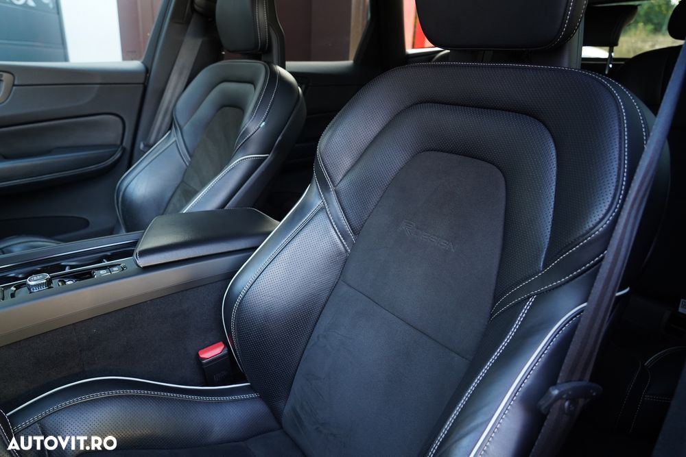 Volvo XC 60 D5 AWD Geartronic RDesign - 10