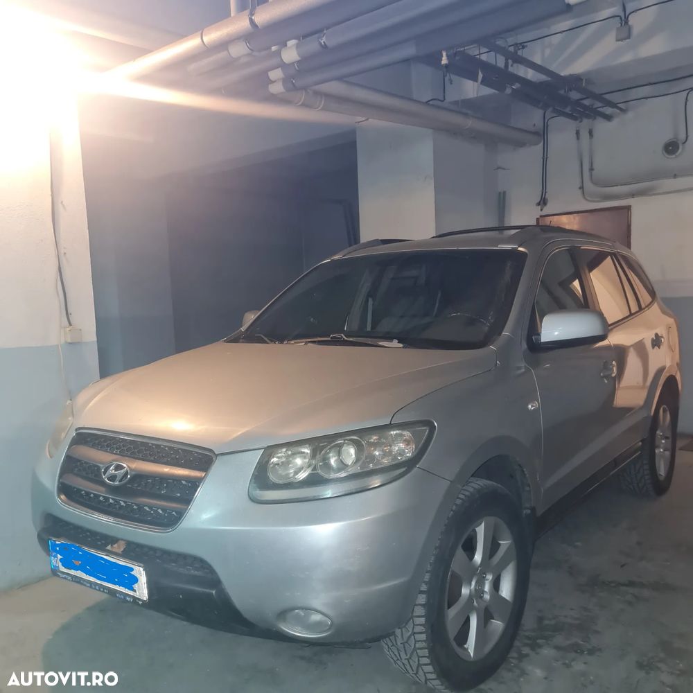 Hyundai Santa Fe 2.2 DSL VGT 5 SEATS 2WD MT CLASSIC - 3