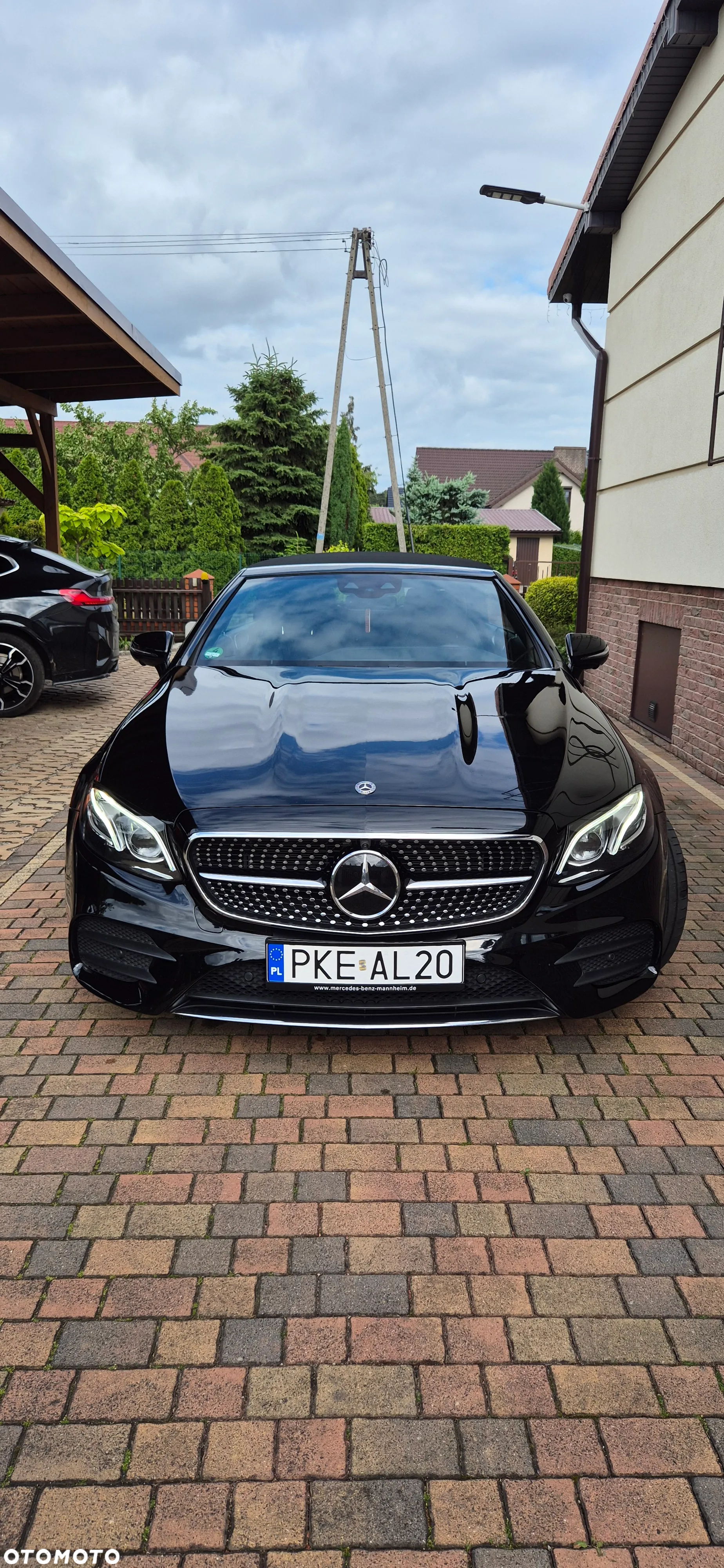Mercedes-Benz Klasa E 300 Cabrio 9G-TRONIC AMG Line - 4