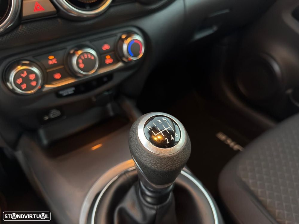 Nissan Juke 1.0 DIG-T N-Connecta - 27