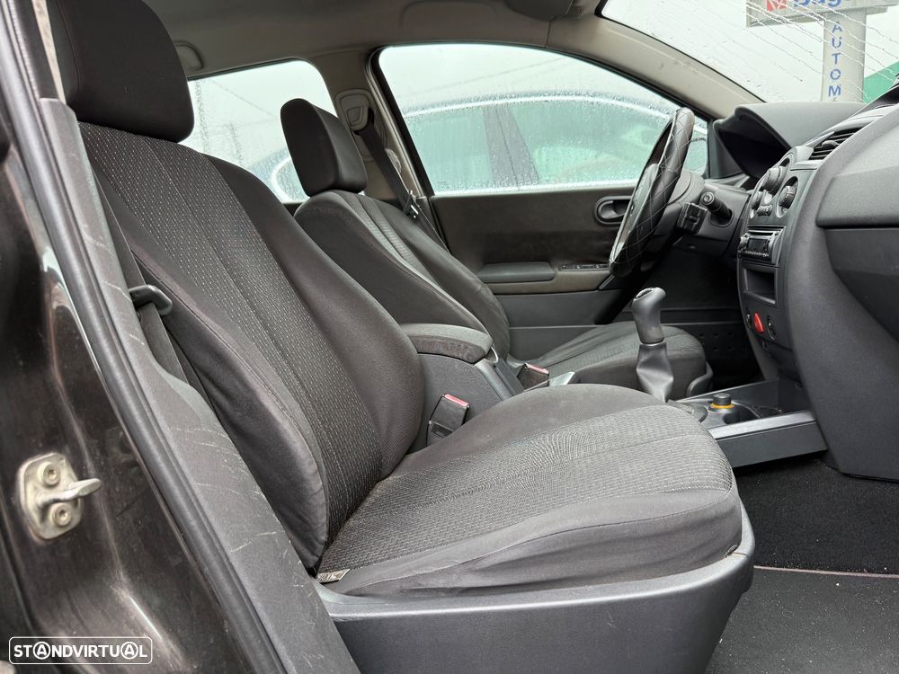 Renault Mégane Break 1.5 dCi C Authentique - 3