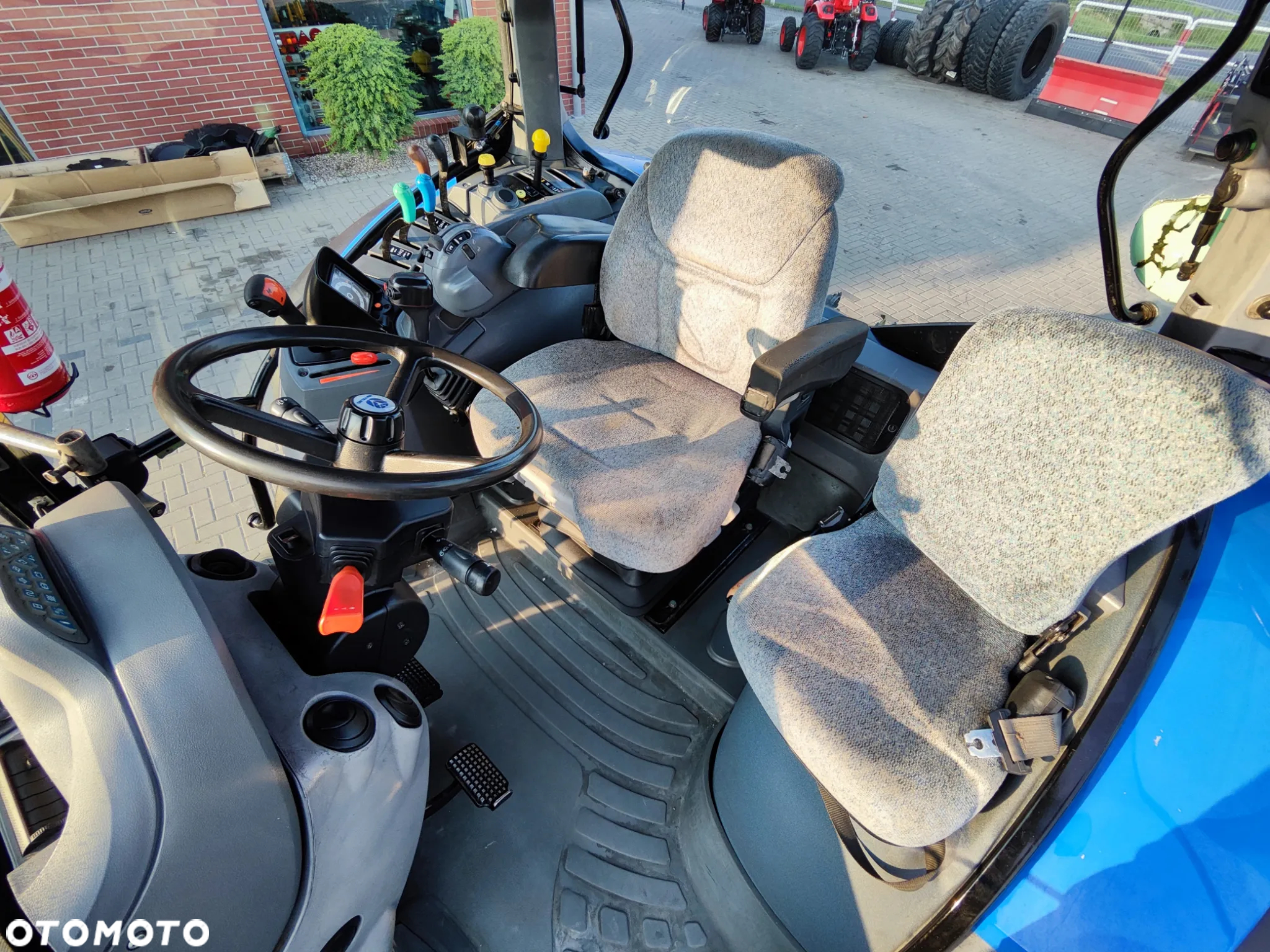 New Holland TS110A - 8