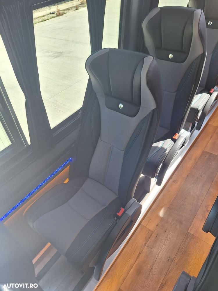 Mercedes-Benz Sprinter 519 - 18