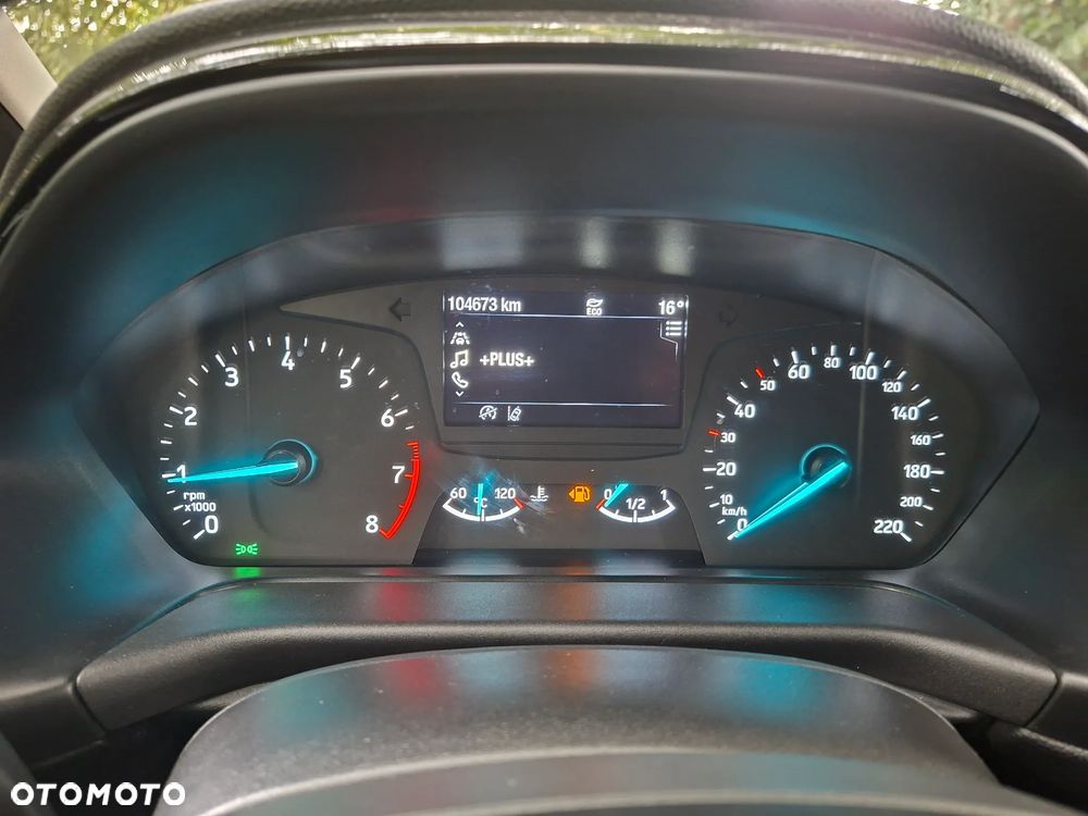 Ford Fiesta 1.0 EcoBoost S&S TITANIUM - 21