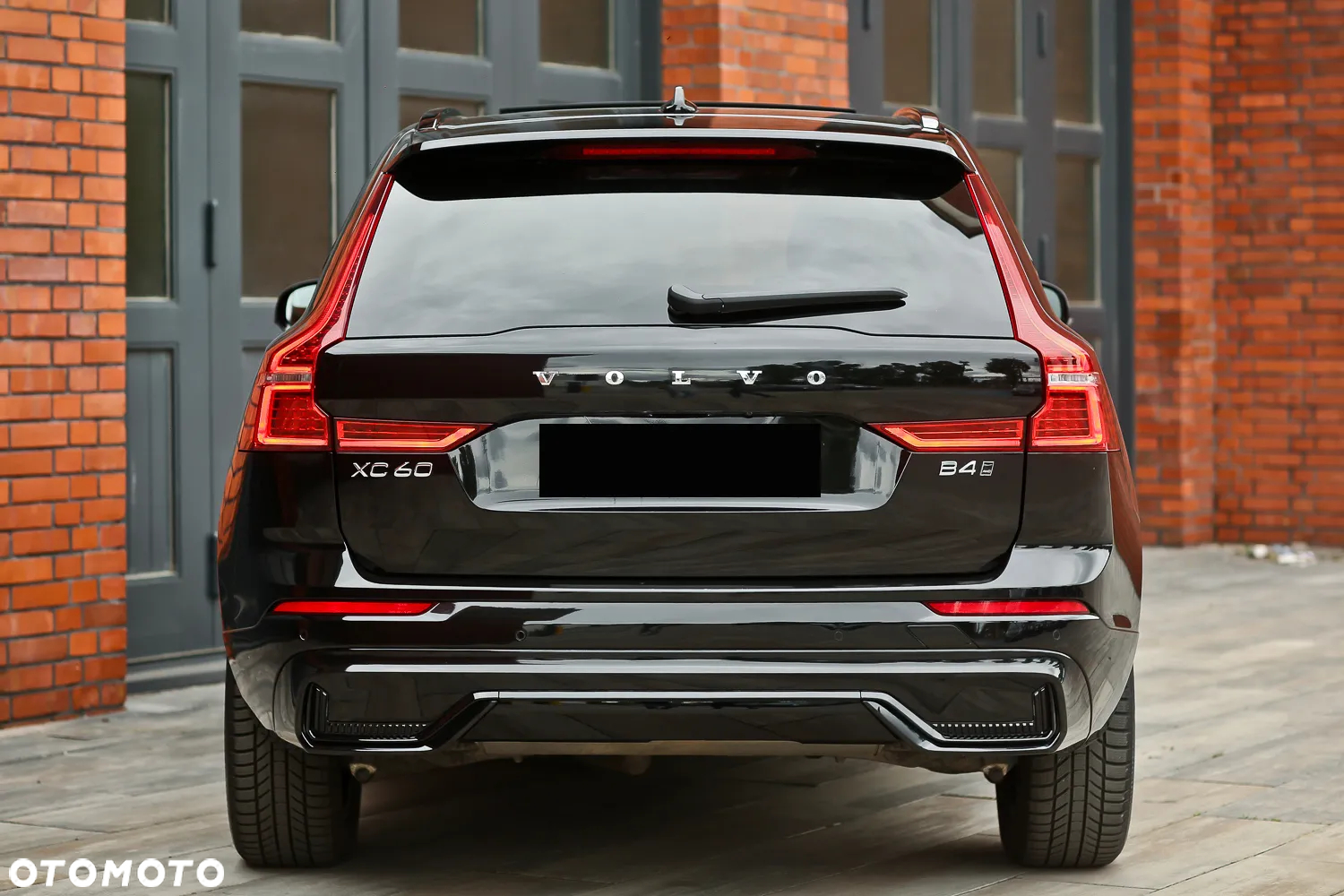 Volvo XC 60 B4 D AWD Geartronic RDesign - 14