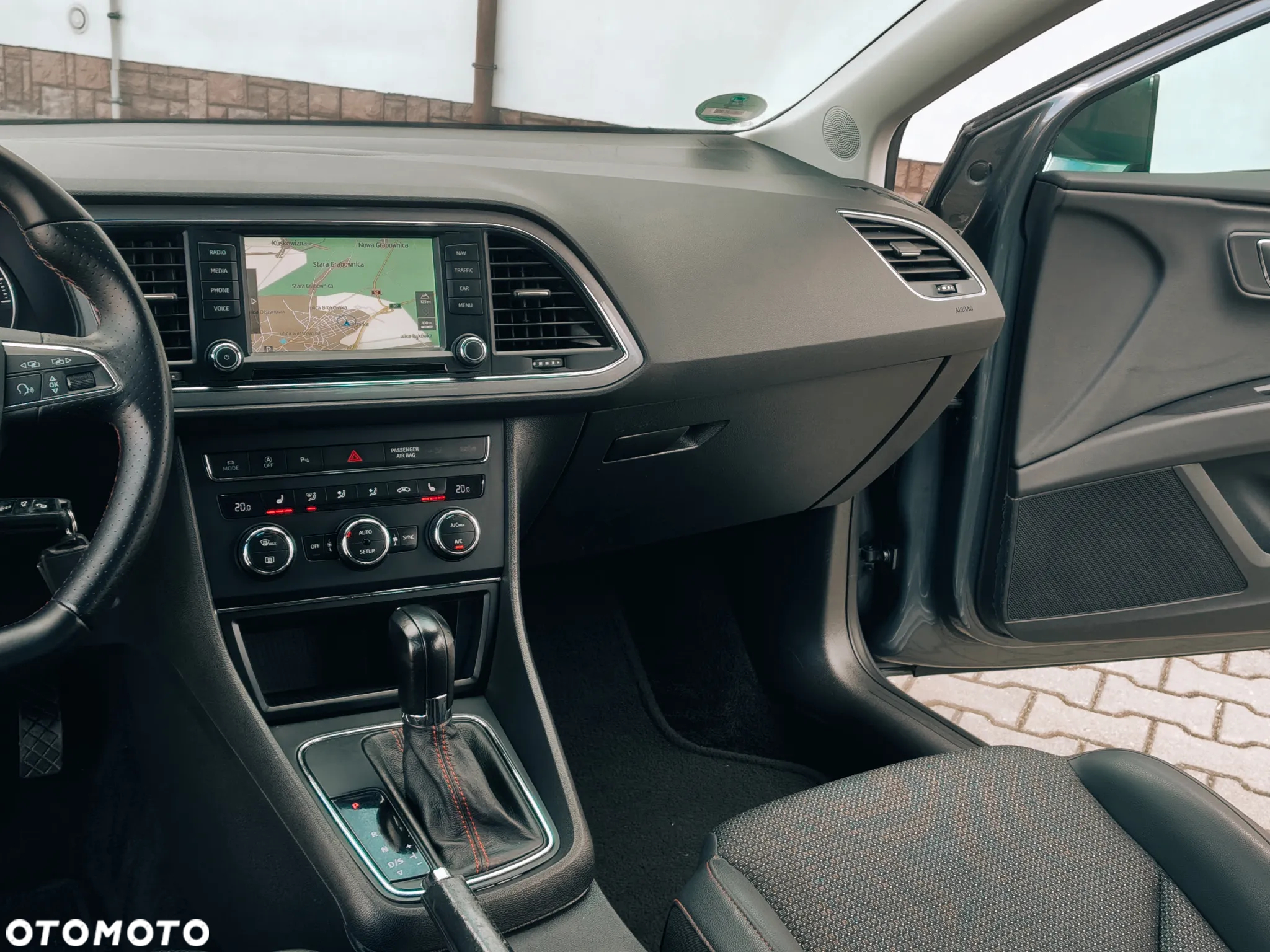 Seat Leon 2.0 TDI DPF DSG FR - 32
