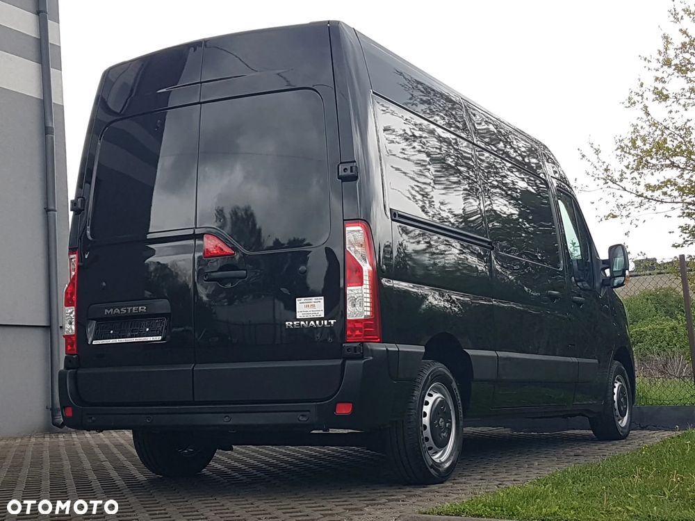 Renault MASTER L2H2 KLIMA DŁUGI WYSOKI BLASZAK VAN FURGON TEMPOMAT KRAJOWY I-WŁAŚCICIEL - 28