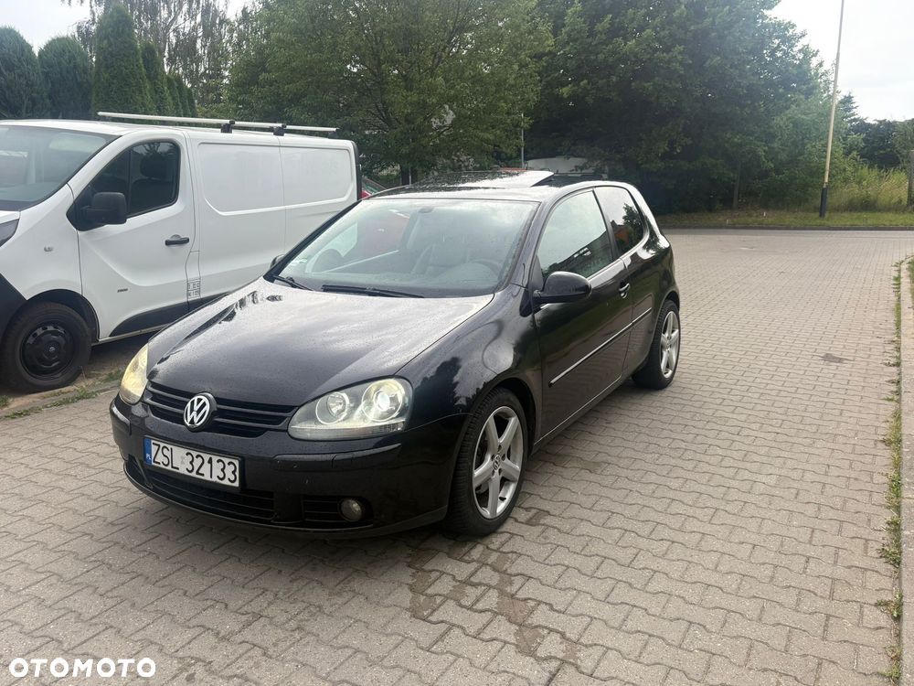 Volkswagen Golf 2.0 FSI Comfortline - 3