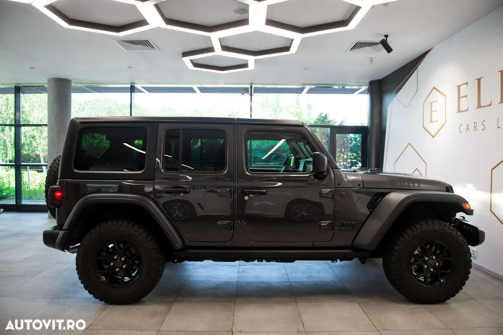 Jeep Wrangler - 5