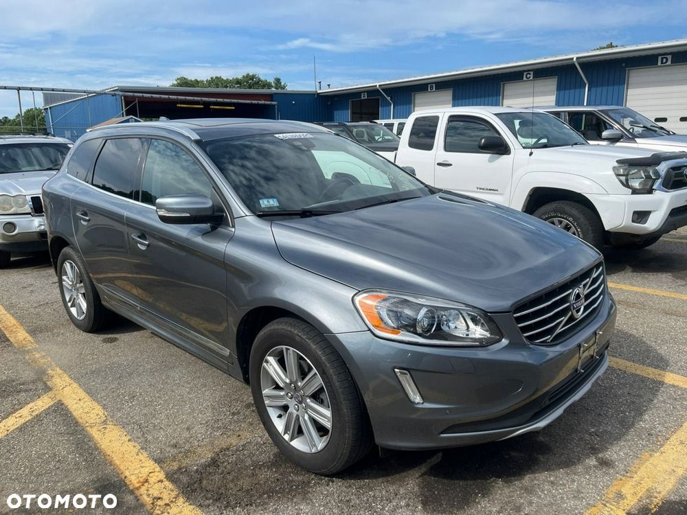 Volvo XC 60 - 1