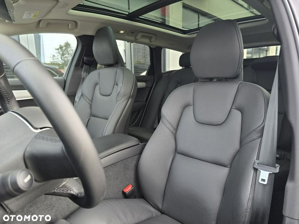 Volvo V90 - 10