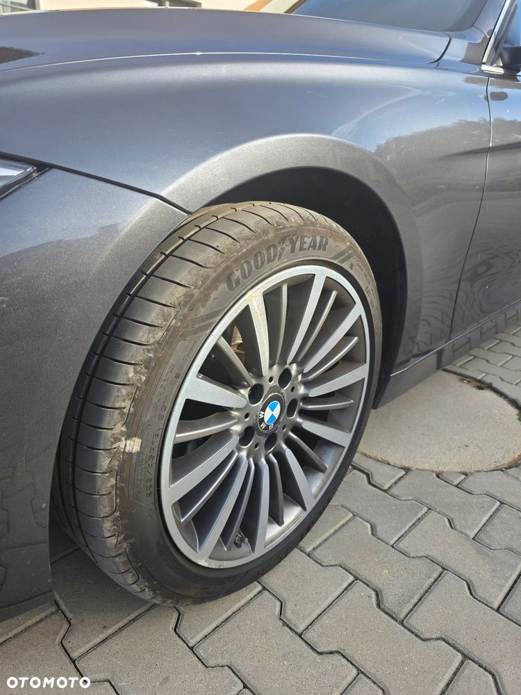 BMW Seria 3 320i xDrive Luxury Line - 6