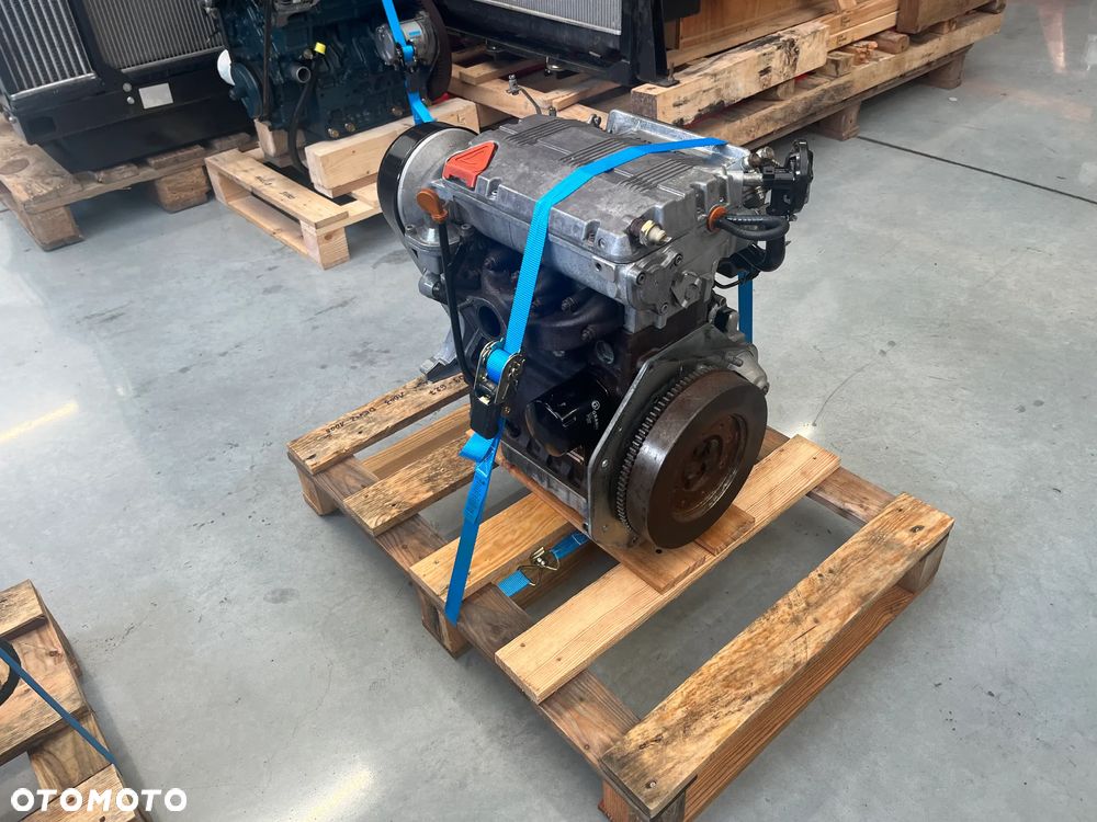 SILNIK F3M 1008 LOMBARDINI LDW 1003 FOCS 8942netto - 5