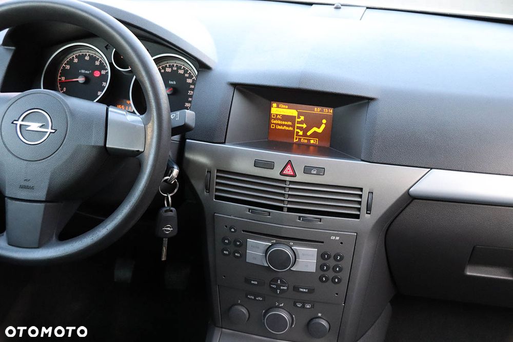 Opel Astra - 29
