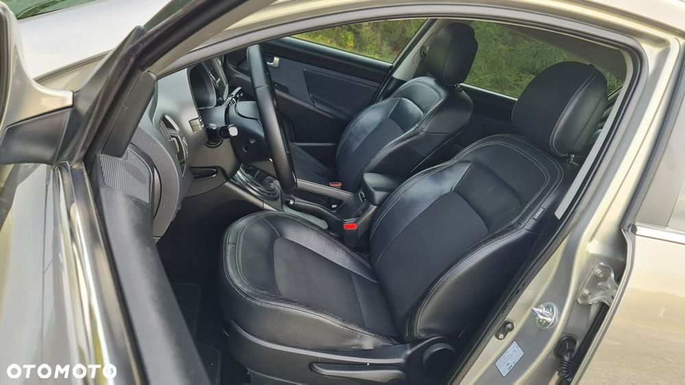 Kia Sportage 2.0 L 2WD - 7