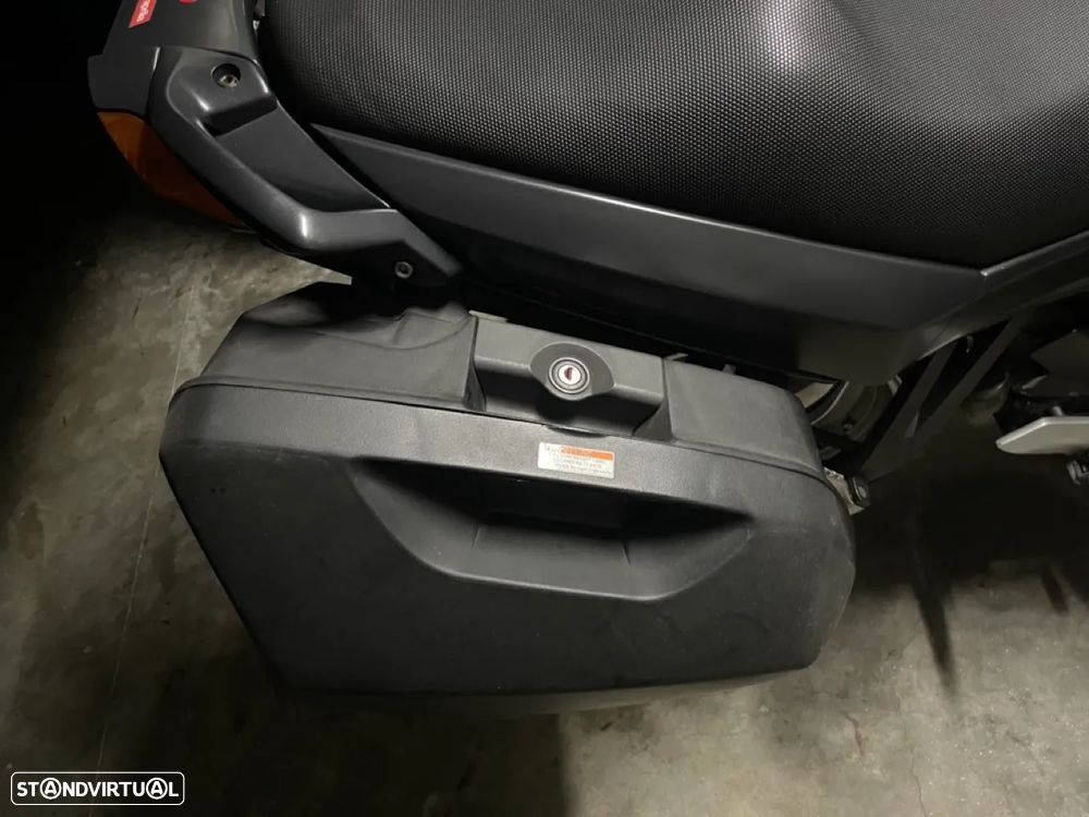 Aprilia RST RST 1000 Futura - 11