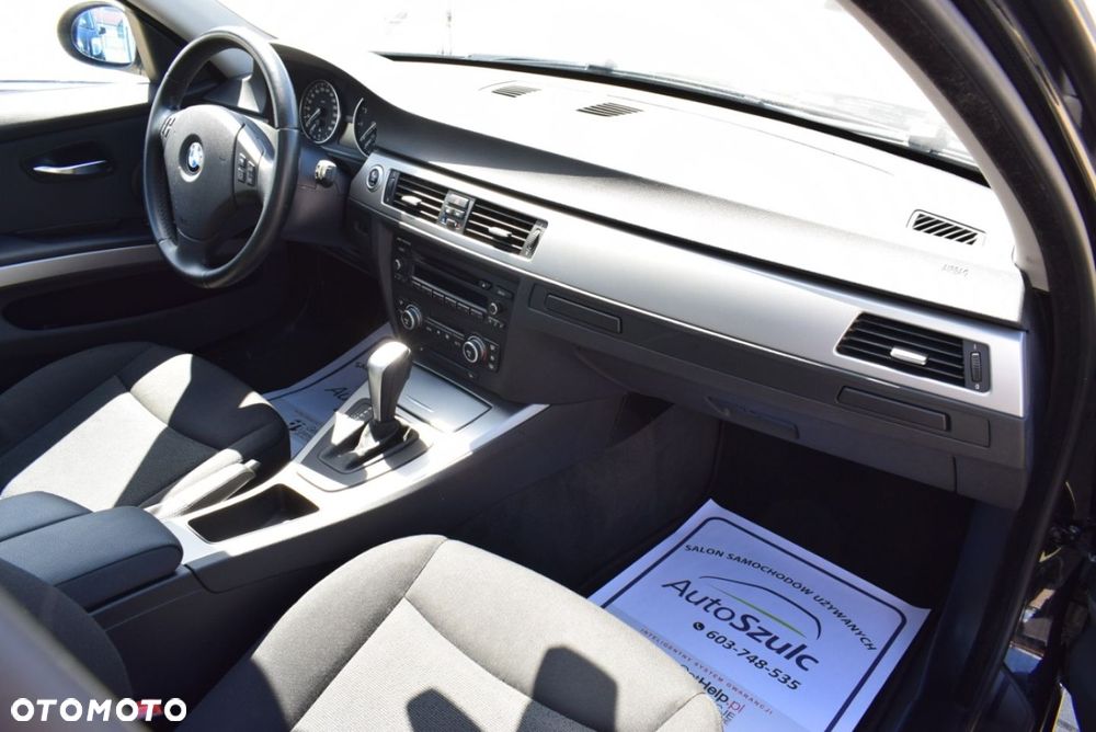 BMW Seria 3 - 24
