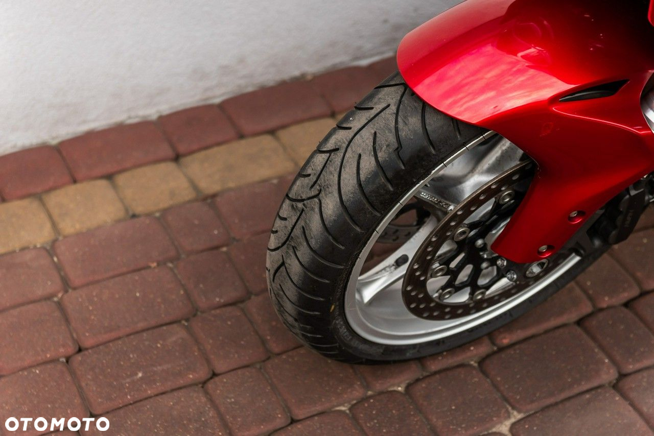 Honda VFR - 7